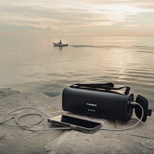 PLB15 Portable Battery DOMETIC - Batterie station d'énergie nomade 15 A | 12 V pour activités nomades - une batterie compacte