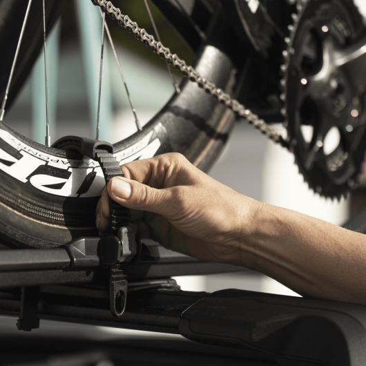 Porte-vélos de toit 1 vélo FastRide THULE - Porte-vélos pour fourgon aménagé et camping-car - fixation roues de vélo