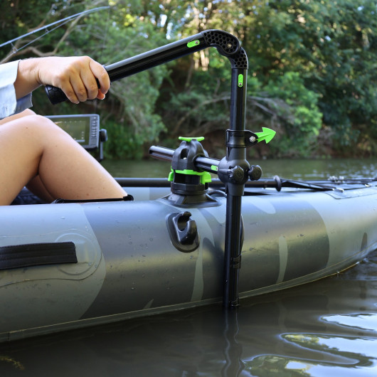 Support RibPort Railblaza à coller | Support pour équipement pêche bateau | En action 3