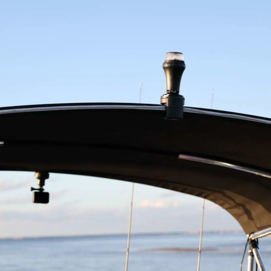 Support bimini RailMount RAILBLAZA | Accessoires bimini et taud de soleil | Feux Illuminate 360 + GoPro