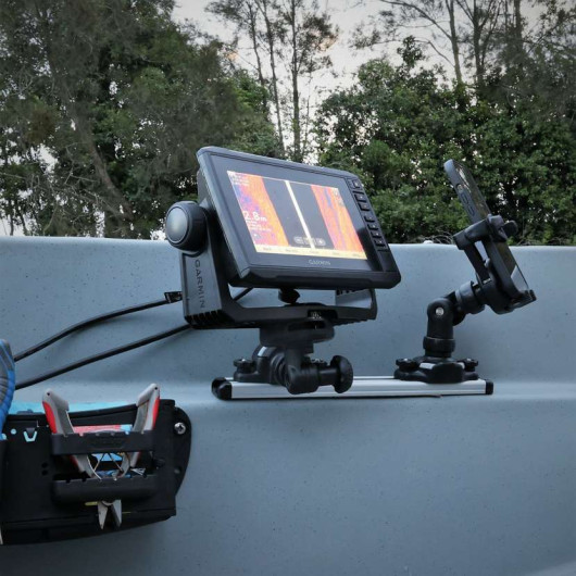 Support Railblaza pour Garmin Echomap et Striker | Accessoire Sondeur | En action Platine seul