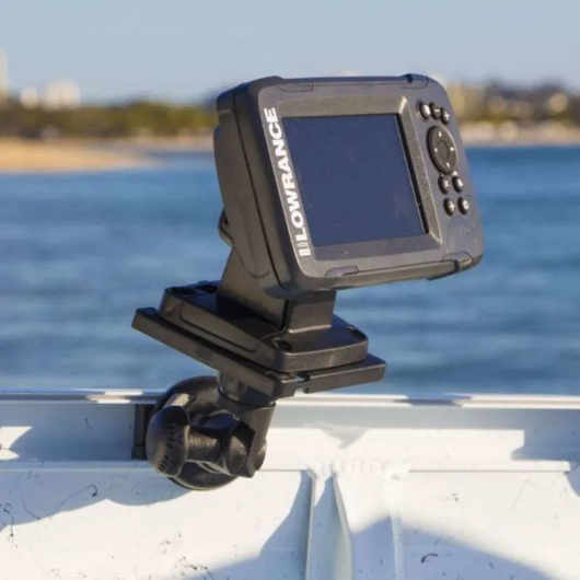Plateforme rotative Railblaza Taille S 102 x 102 mm | Accessoire Sondeur | Platine + Bras R-Lock en action avec lowrance hook
