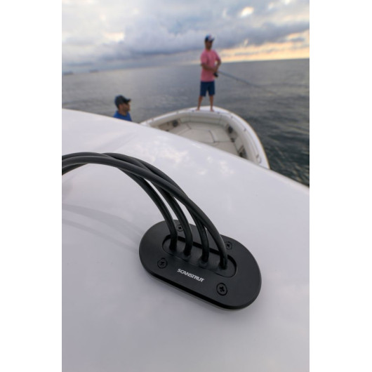 Passe-câble DS-LP-multi-BLK Scanstrut | Passe-câble ou passe toit pour bateau ou véhicule aménagé van | Low profil