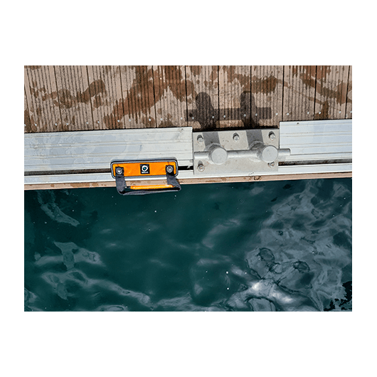Echelle de ponton Magic-Reboard Outils Oceans| Echelle secours personnel permanente | Sur rail