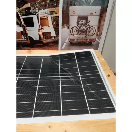 Panneau souple HFs 75W 1370x344 mm Enecom | panneau solaire reconditionné 12V pour bateau, camping-car et van | pré cable MC4