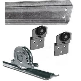 Système de rail pour porte coulissante de bateau par OSCULATI : vu cahriots et rails
