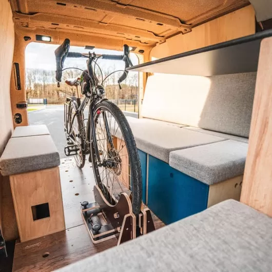 Kit meubles amovible pour Jumpy Expert 3 XS de Combeing | Aménagement van aménagé et fourgon utilitaire | Vélo
