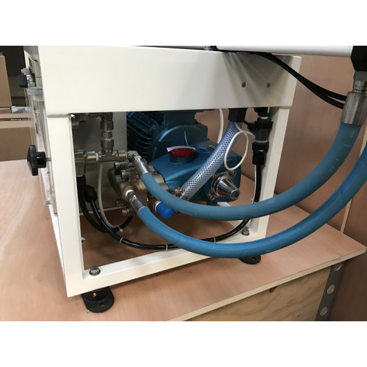 Dessalinisateur 200 compact sérénité 30l/h Unitam |Dessalinisateur | bateau de voyage croisière location | Pompe haute pression