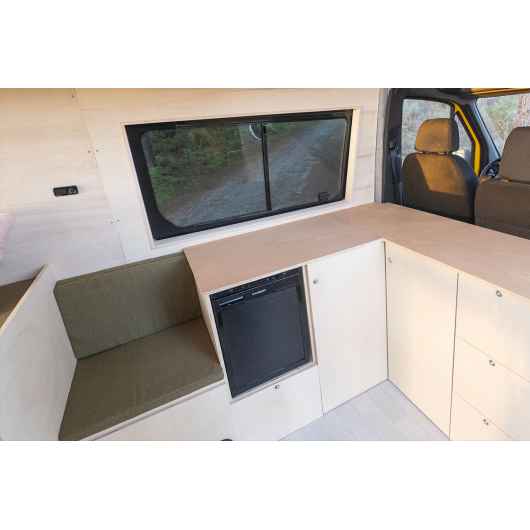 Meuble de cuisine Frigo PLUS CF de Simple Vans | Aménagement cuisine van aménagé