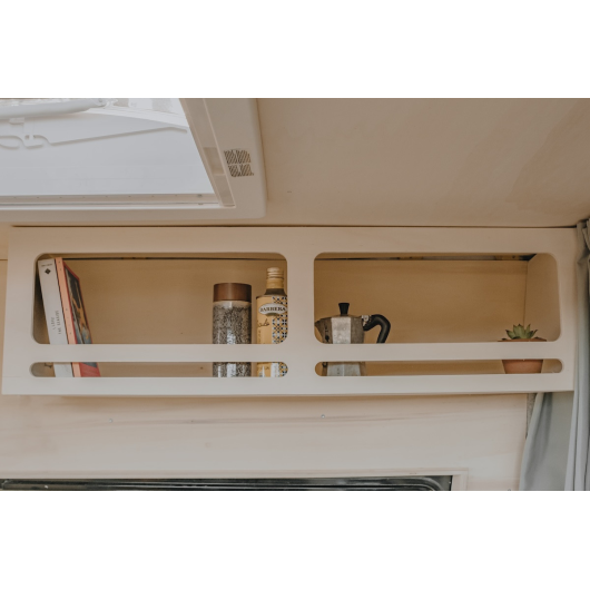 Grande étagère PLUS pour aménagement de van de Simple Vans | Rangements en bois pour fourgon aménagé