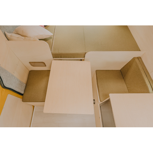 Petite assise PLUS AP pour aménagement de van Simple Vans | Table repas pour fourgon aménagé