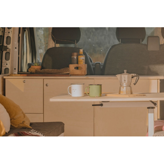 Kit aménagement pour fourgon Super Sleeper L2 / L3 de Simple Vans | Meubles en bois pour van aménagé
