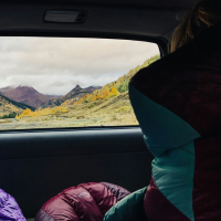 Bien dormir dans sa voiture | Matelas, lit et accessoires couchage | H2R Equipements