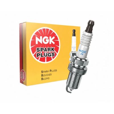 packshot d'une bougie d'allumage NGK