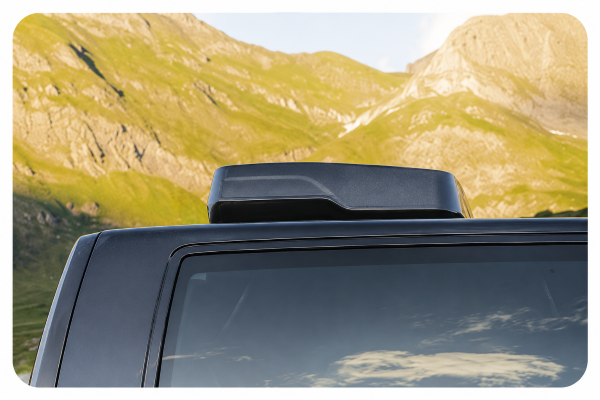 climatiseur 12 V sur le toit d'un van aménagé